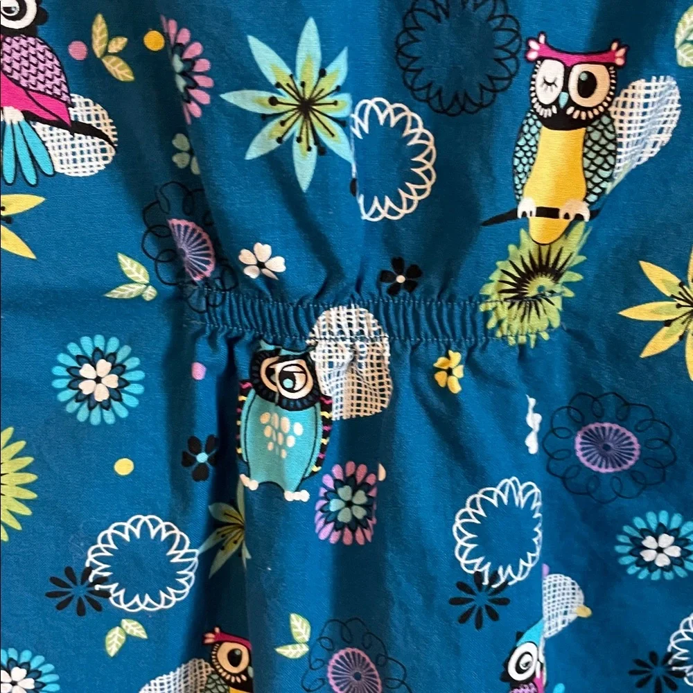 SB Scrubs Blue Teal Owl Print Size Medium - Picture 5 of 6
